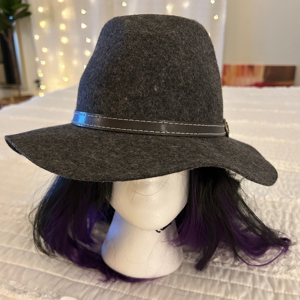 Wool hat